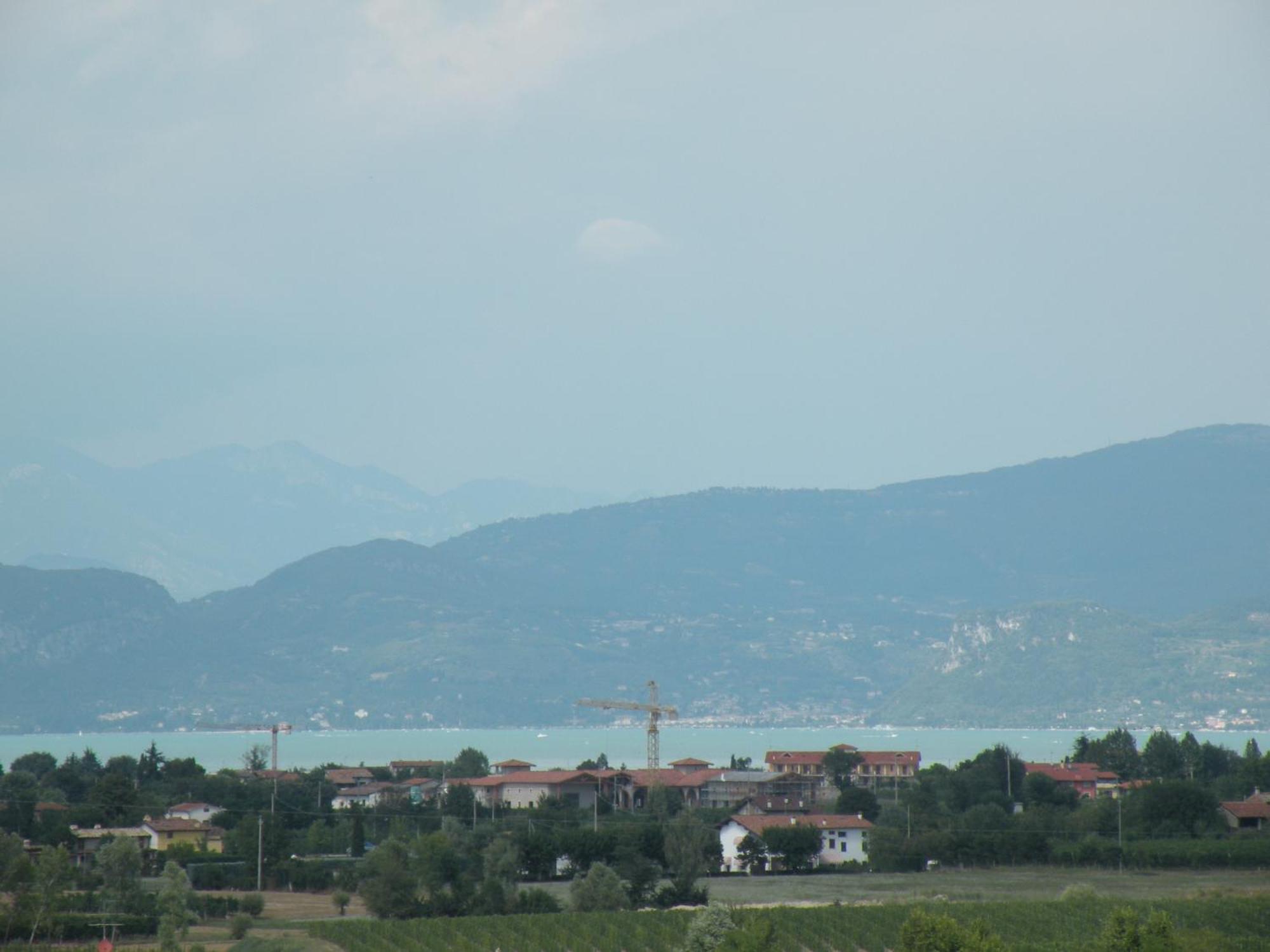 Sweet Life Bed and Breakfast Peschiera del Garda Exterior foto