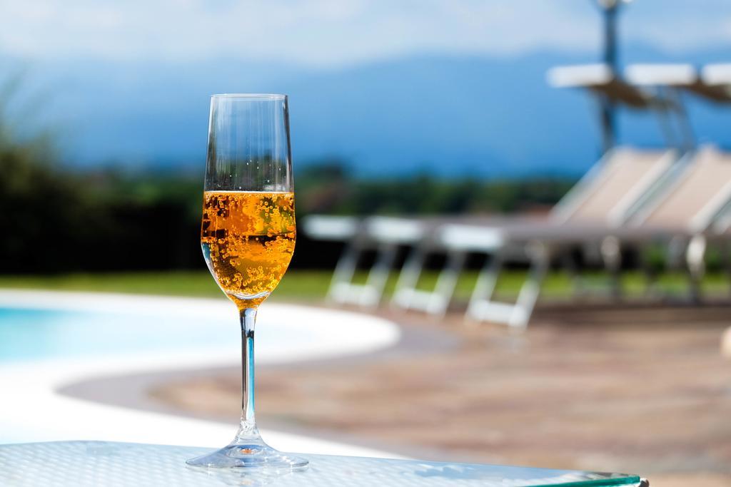 Sweet Life Bed and Breakfast Peschiera del Garda Exterior foto